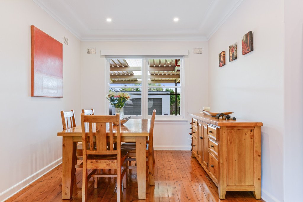 11 St Elmo Parade KINGSGROVE 6