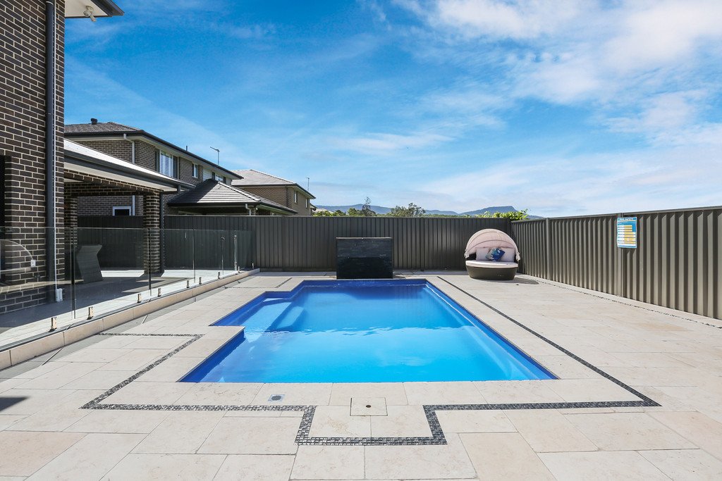 11 Stockyard Crescent HORSLEY 11