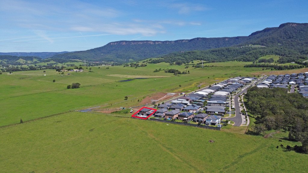 11 Stockyard Crescent HORSLEY 13