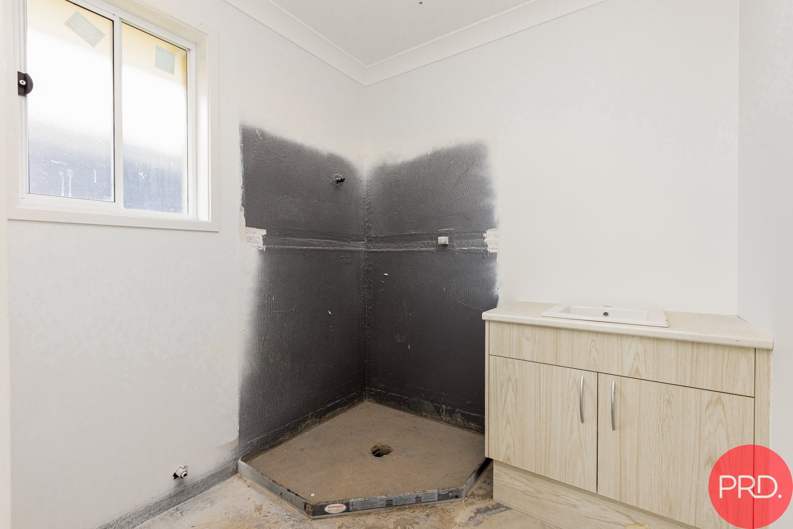 11 Stonebark Court GRETA 16