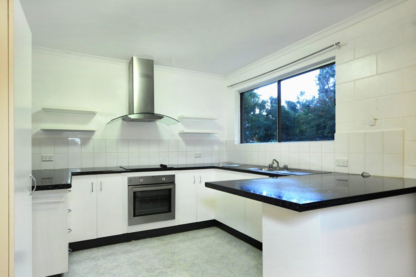 11 Stormvogel Drive MANDALAY 5