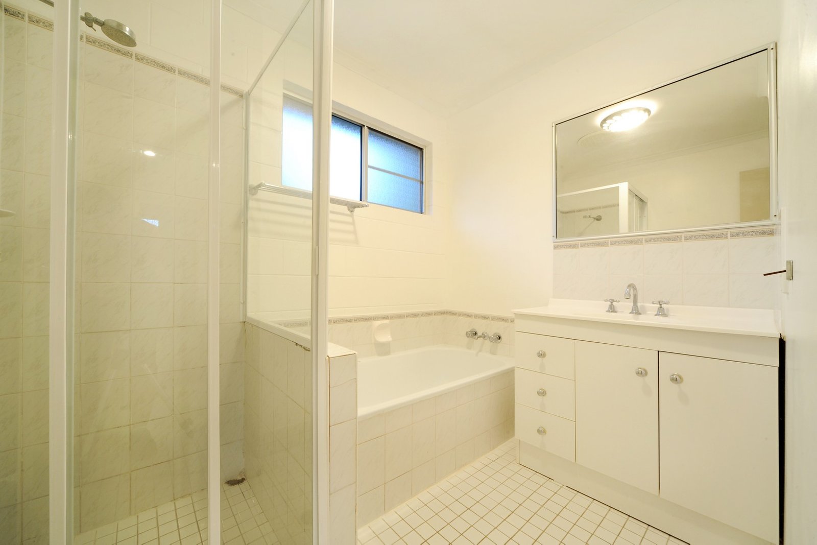 11 Stormvogel Drive MANDALAY 9