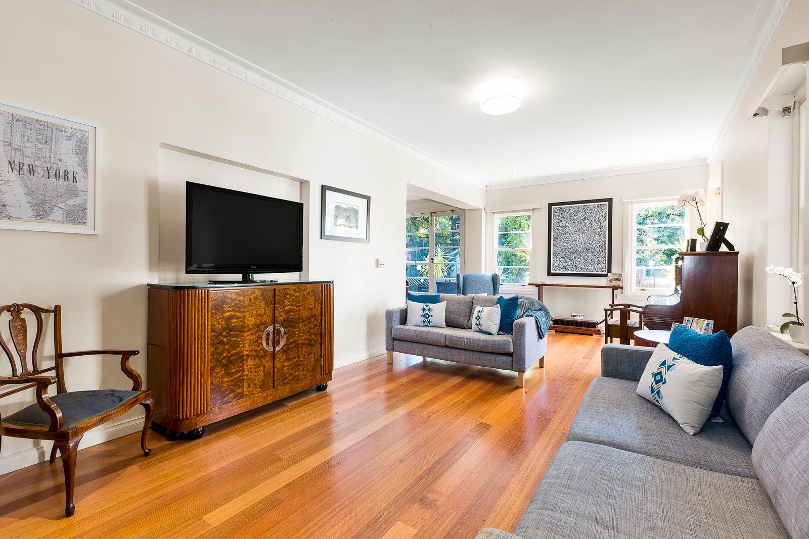 Real Estate and Property in 11 Struan Street, Toorak, VIC