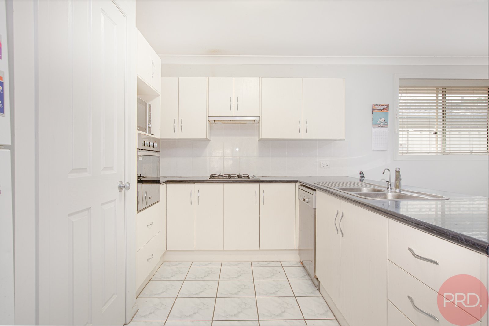 11 Strutt Crescent METFORD 6