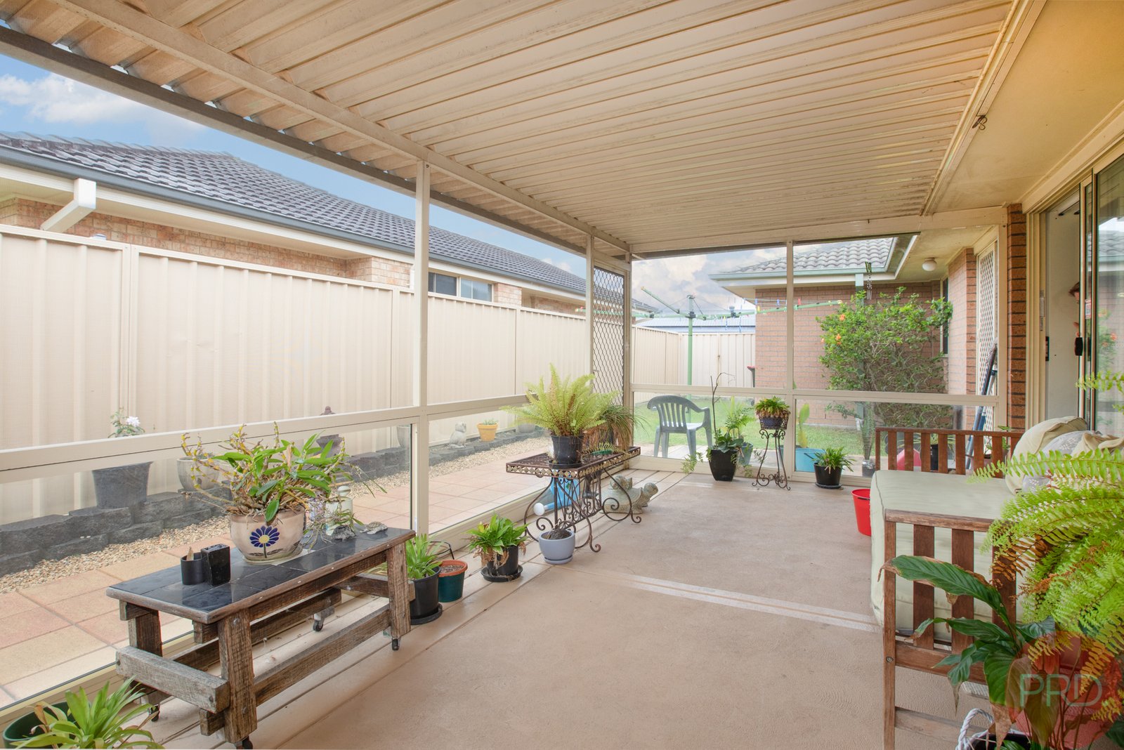 11 Strutt Crescent METFORD 12