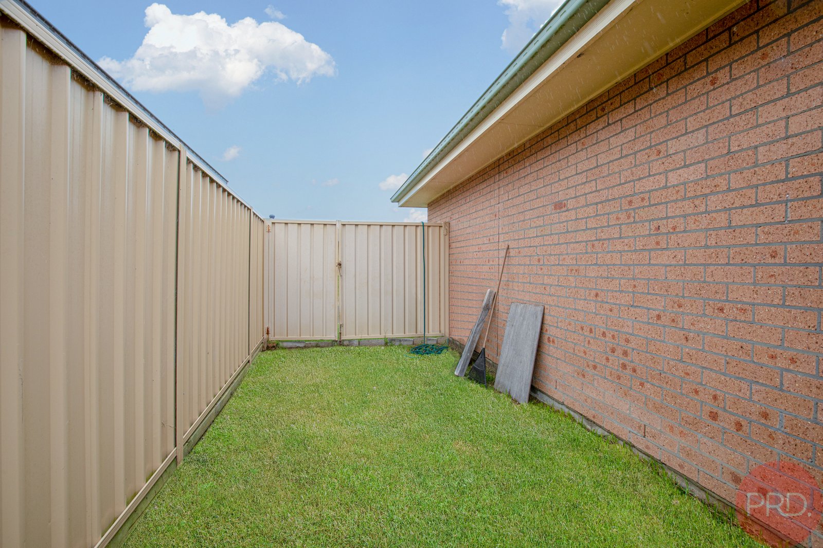 11 Strutt Crescent METFORD 20