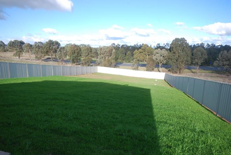 11 Sunvale Crescent ESTELLA 3