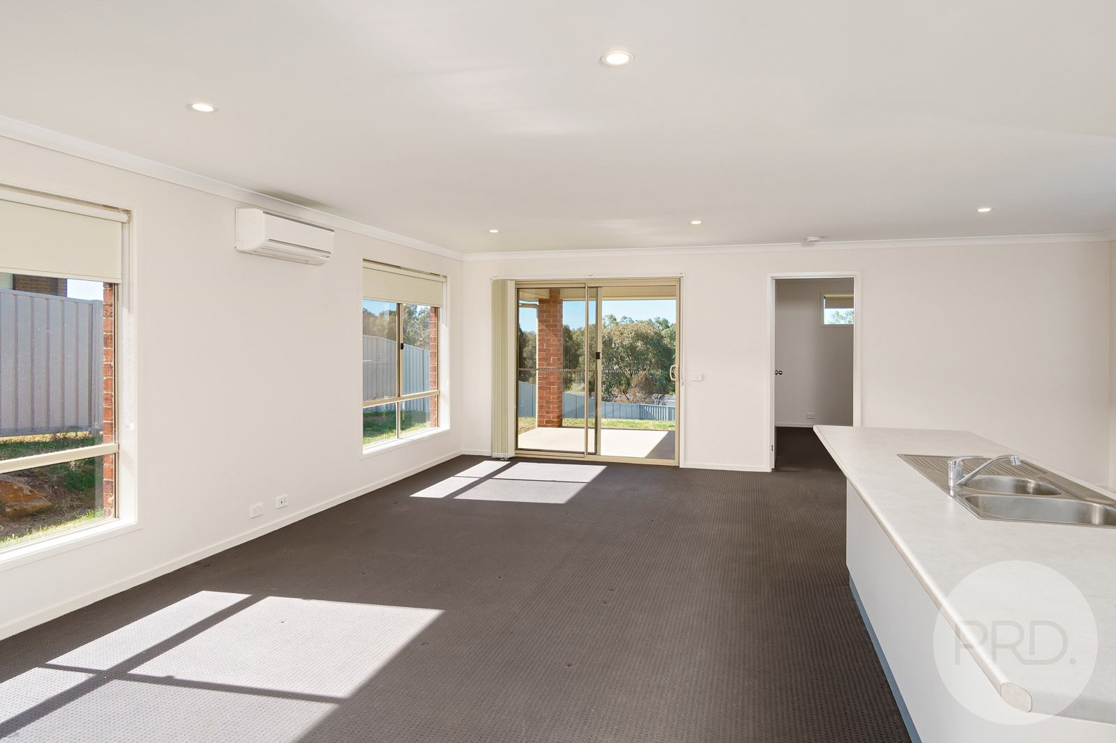 11 Sunvale Crescent ESTELLA 4