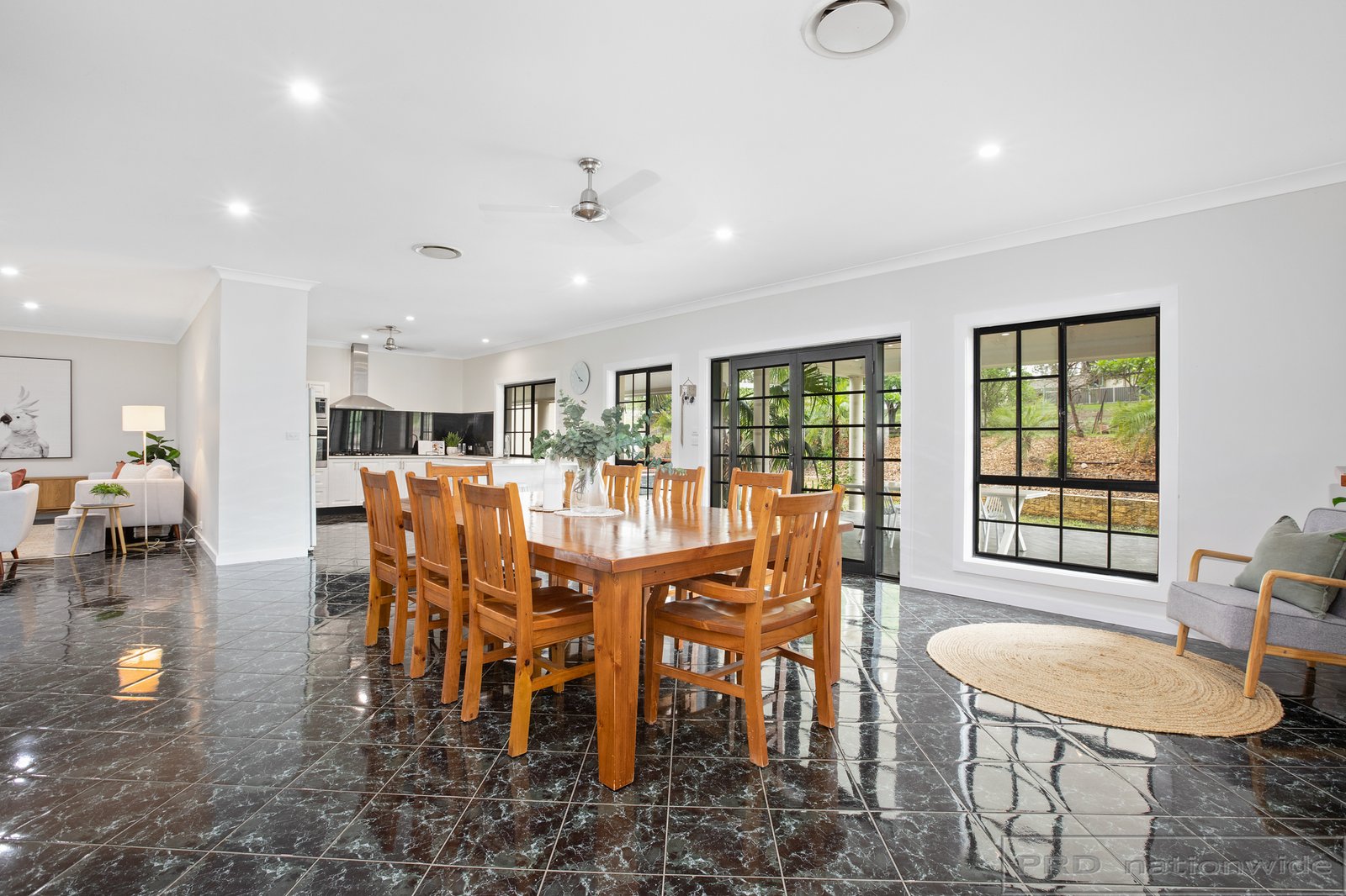 11 Sutton Grove BRANXTON 3
