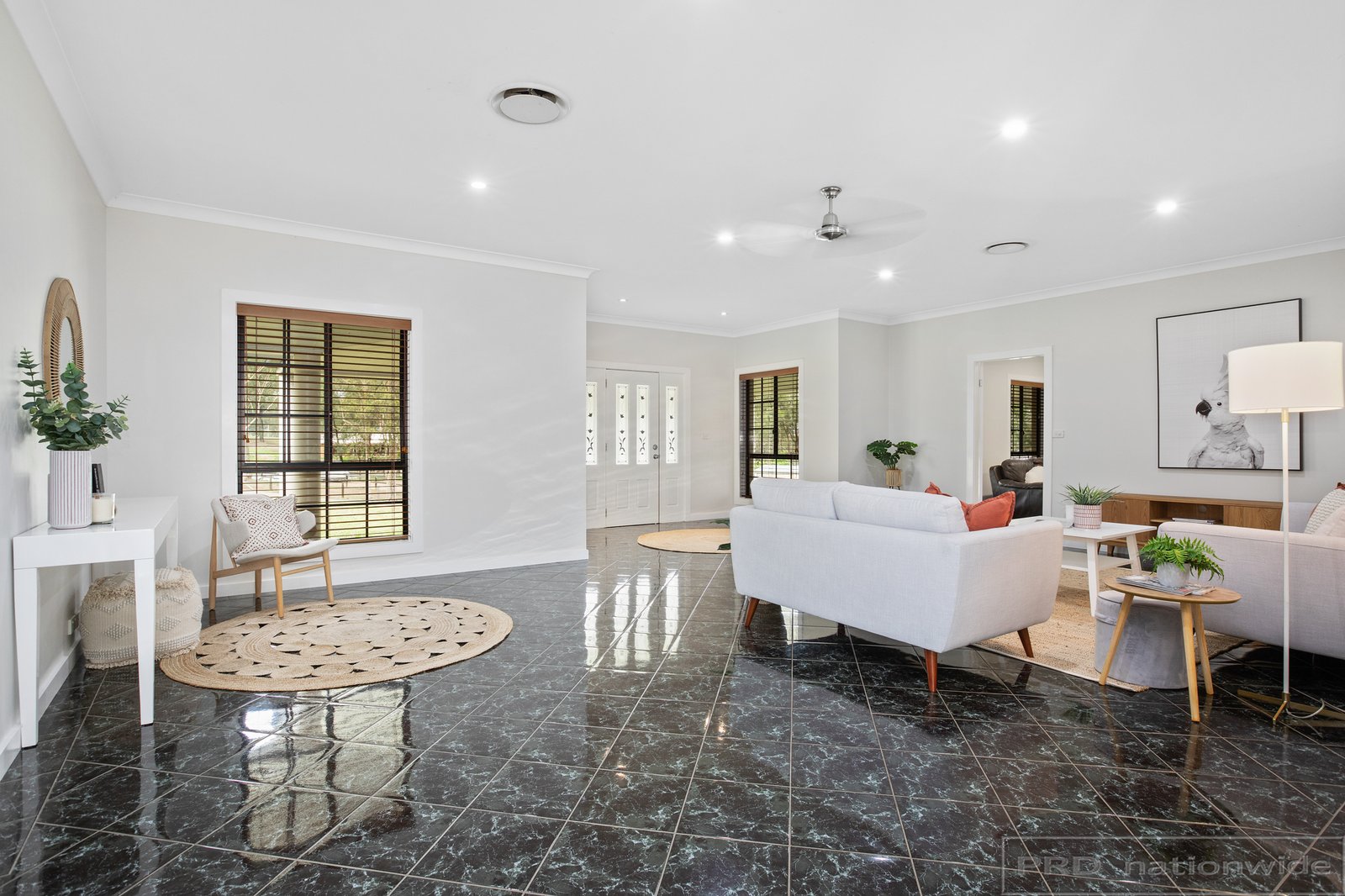 11 Sutton Grove BRANXTON 20