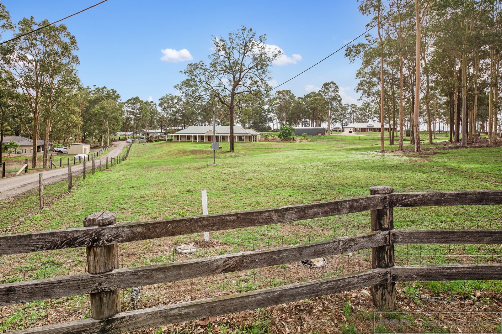 11 Sutton Grove BRANXTON 34