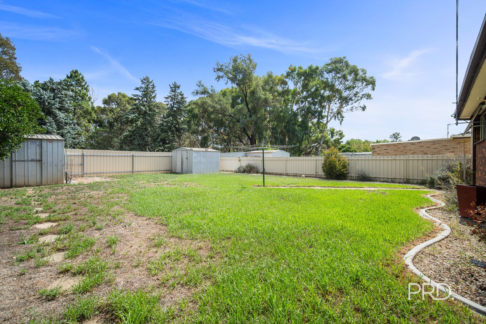 11 Swan Street ASHMONT 11
