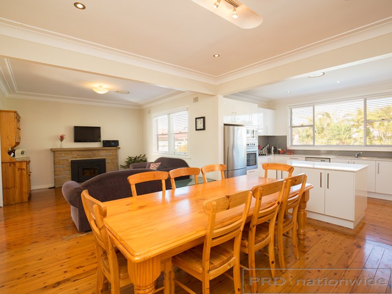 11 Swan Street MORPETH 2
