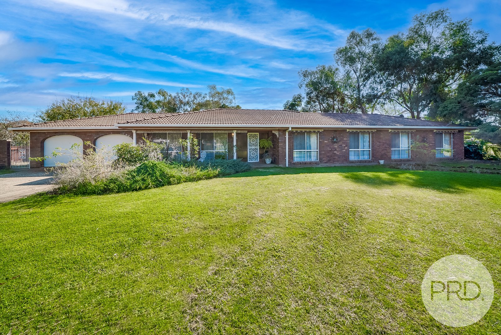 11 Sycamore Road LAKE ALBERT 2