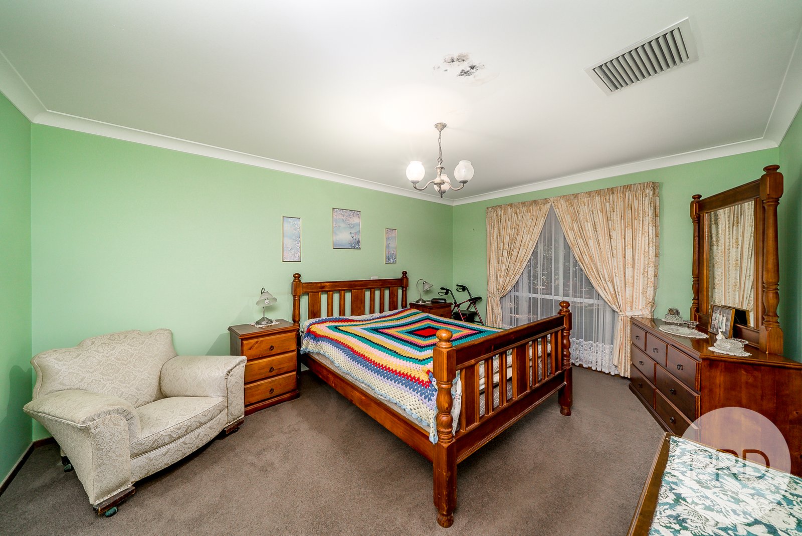 11 Sycamore Road LAKE ALBERT 8