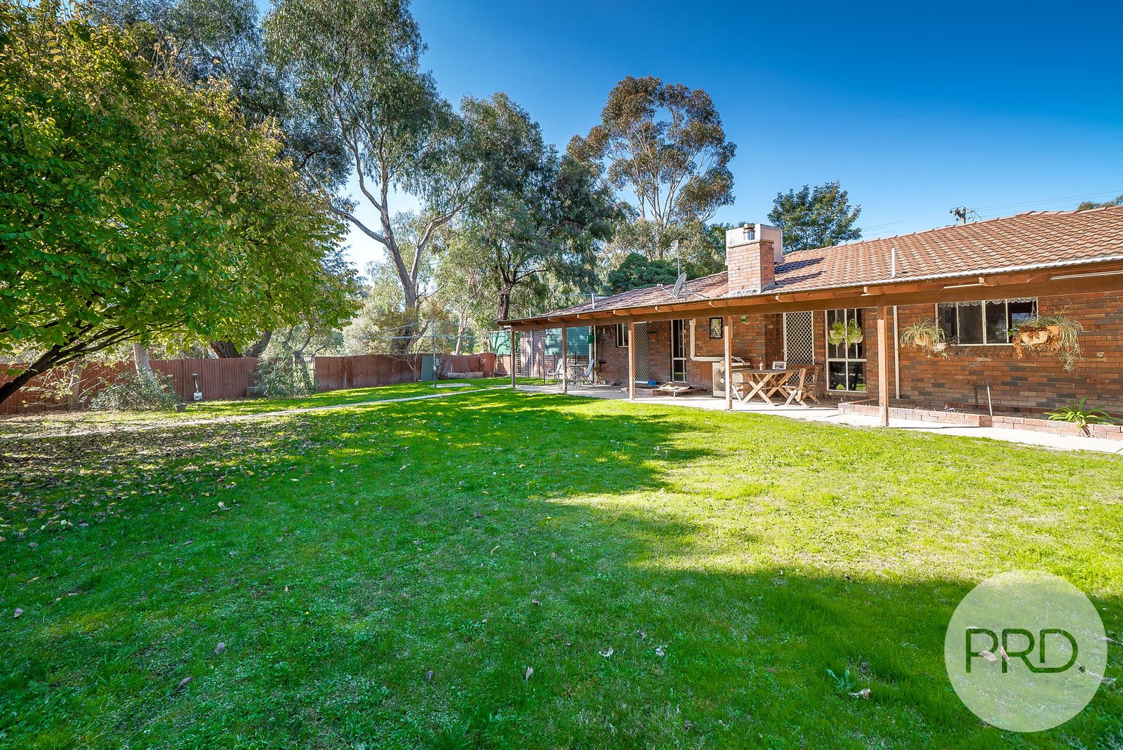 11 Sycamore Road LAKE ALBERT 18