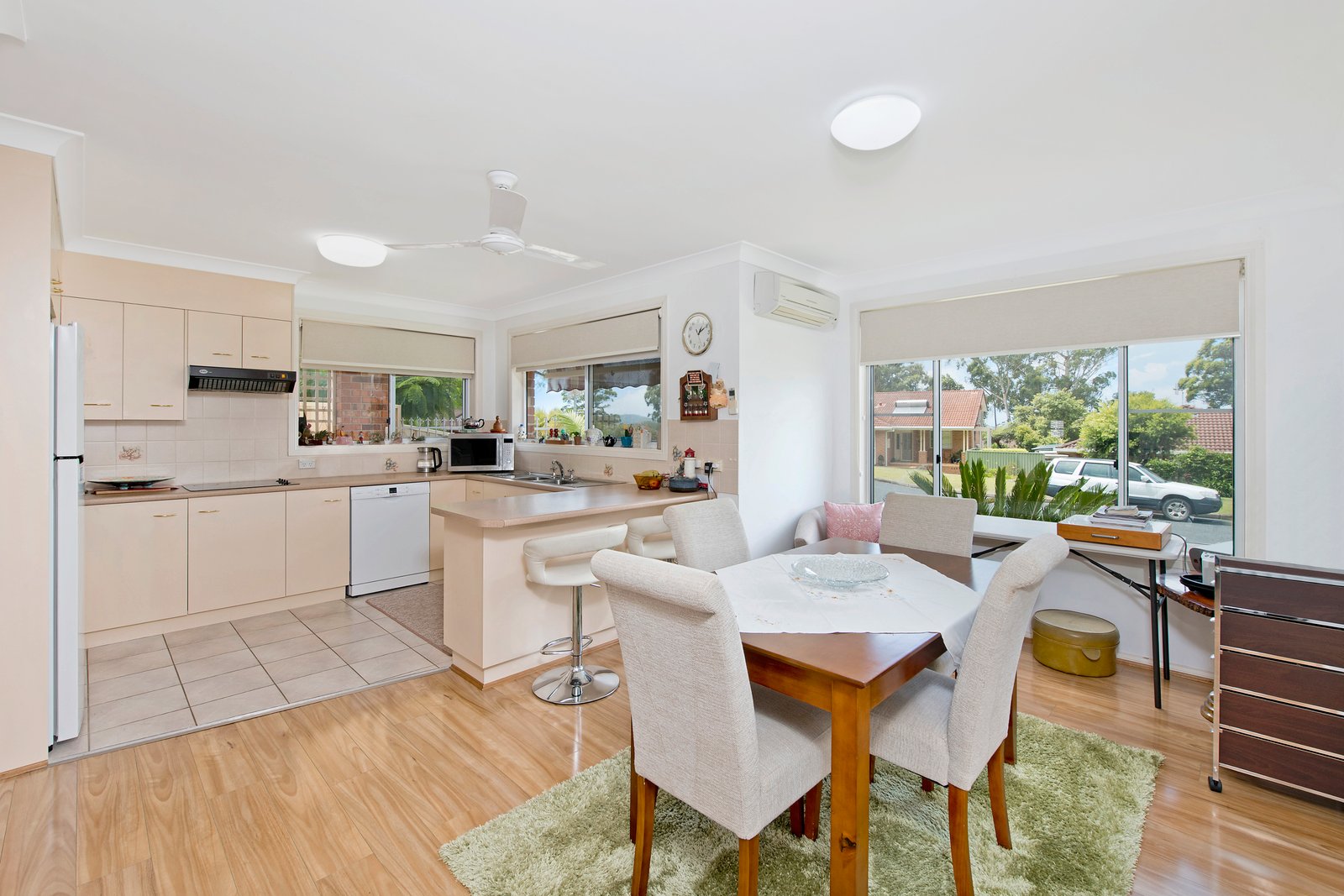 1/1 Tallowood Close LAURIETON 2