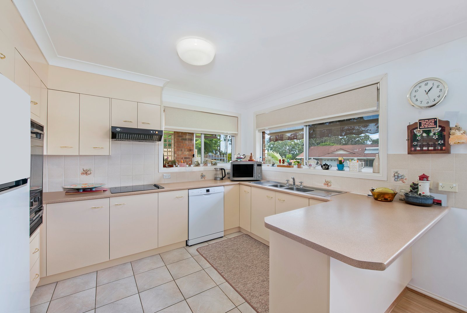 1/1 Tallowood Close LAURIETON 5