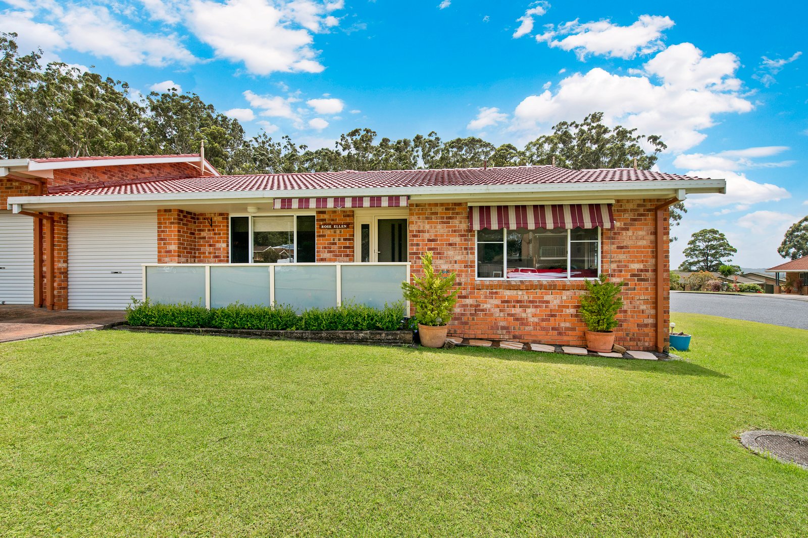 1/1 Tallowood Close LAURIETON 13