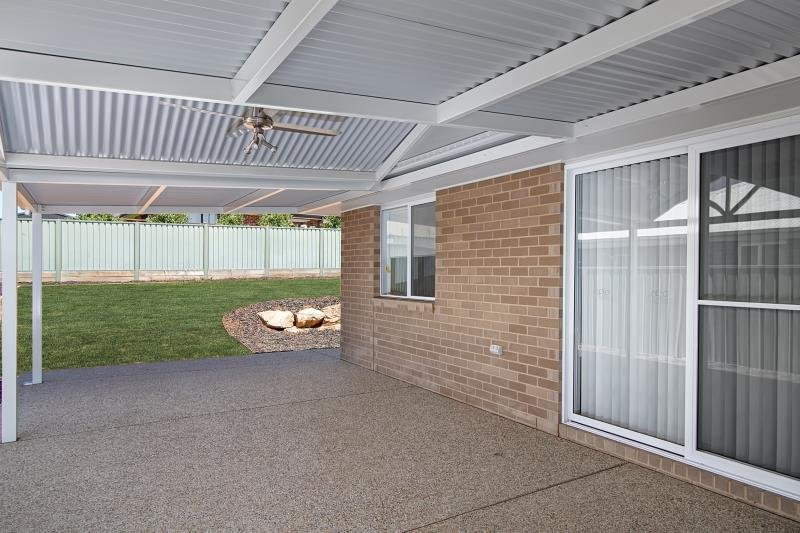 11 Tantoon Circuit FOREST HILL 9