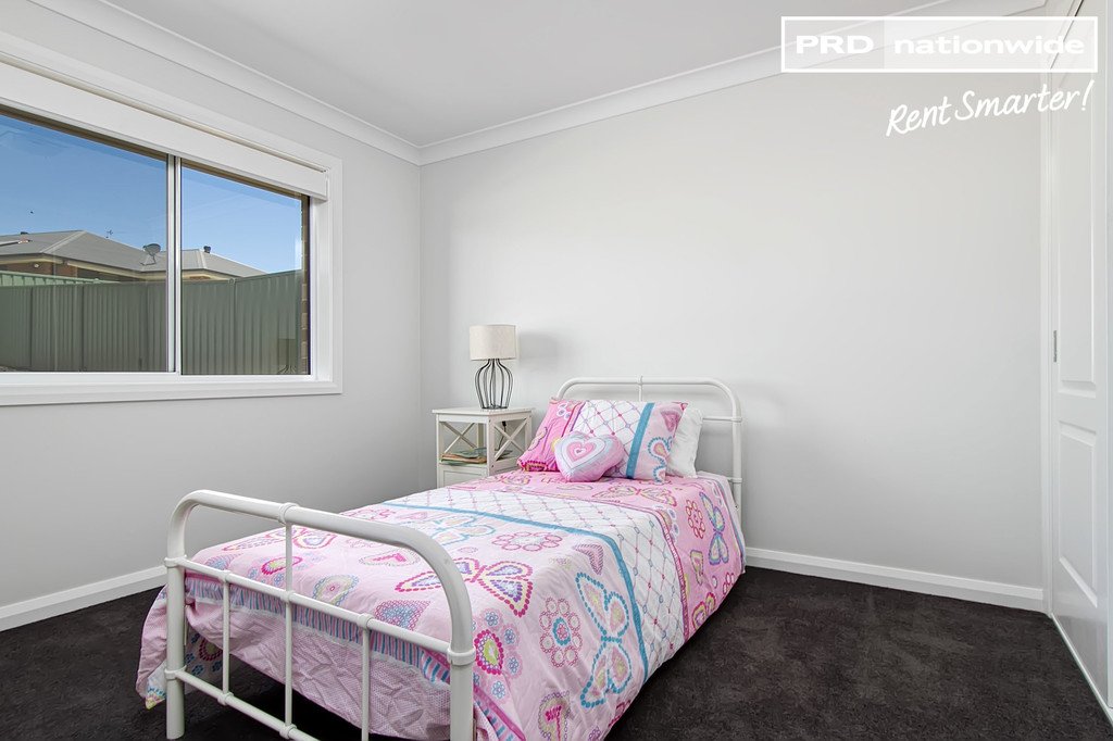 11 Tantoon Circuit FOREST HILL 10