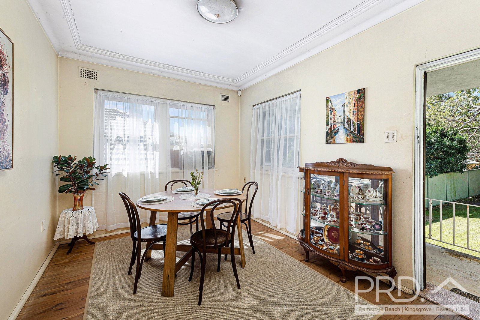 11 Tarrilli Street BEVERLY HILLS 5