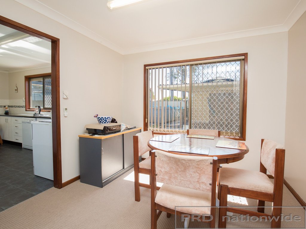 11 Taylor Avenue THORNTON 4