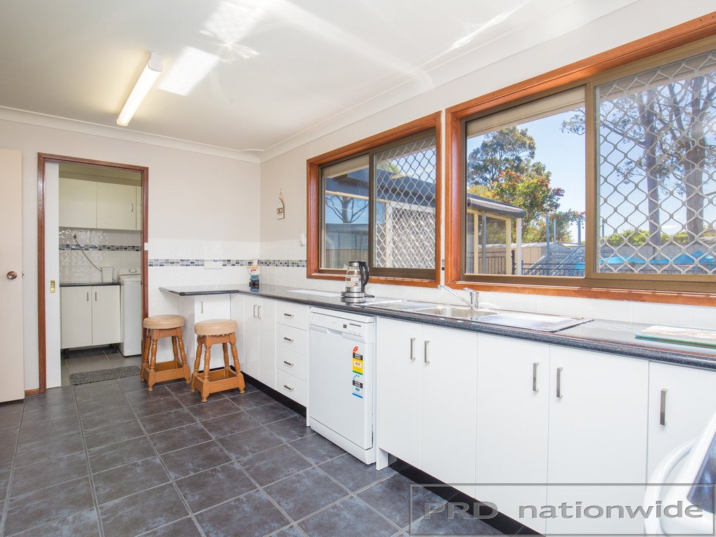 11 Taylor Avenue THORNTON 6
