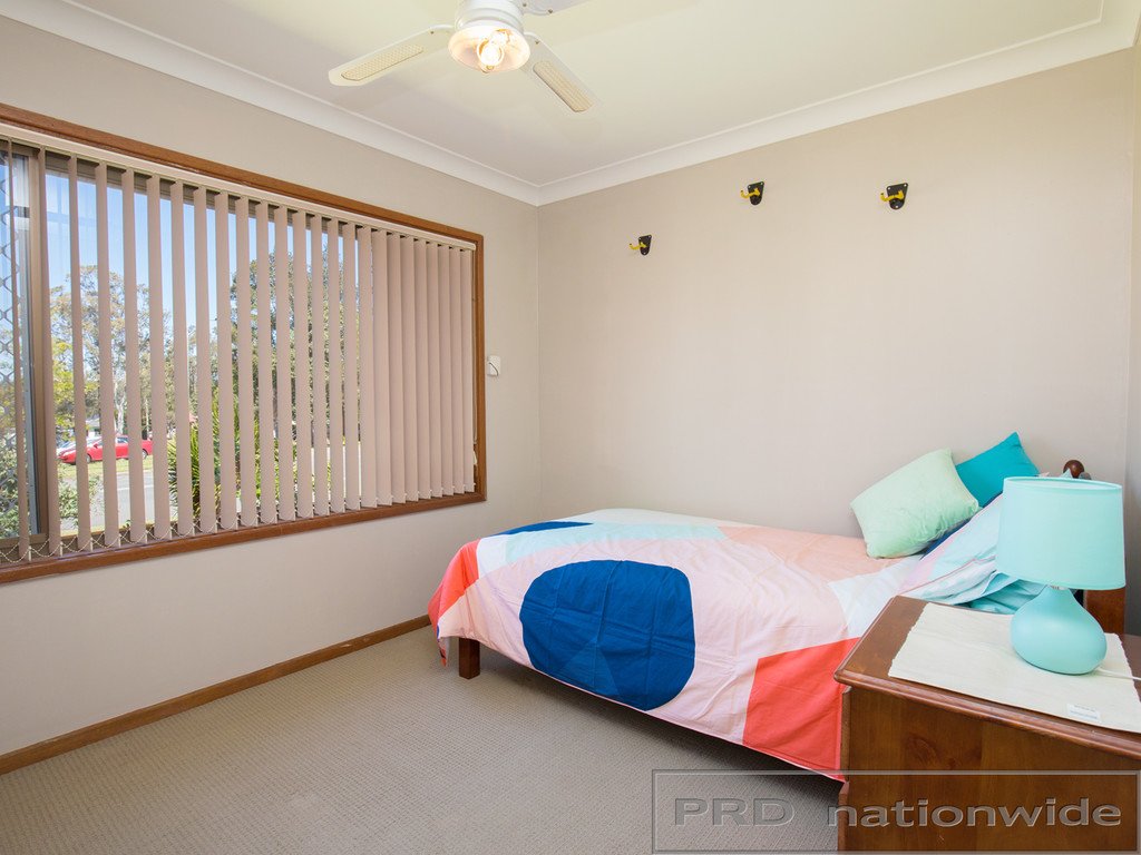11 Taylor Avenue THORNTON 9