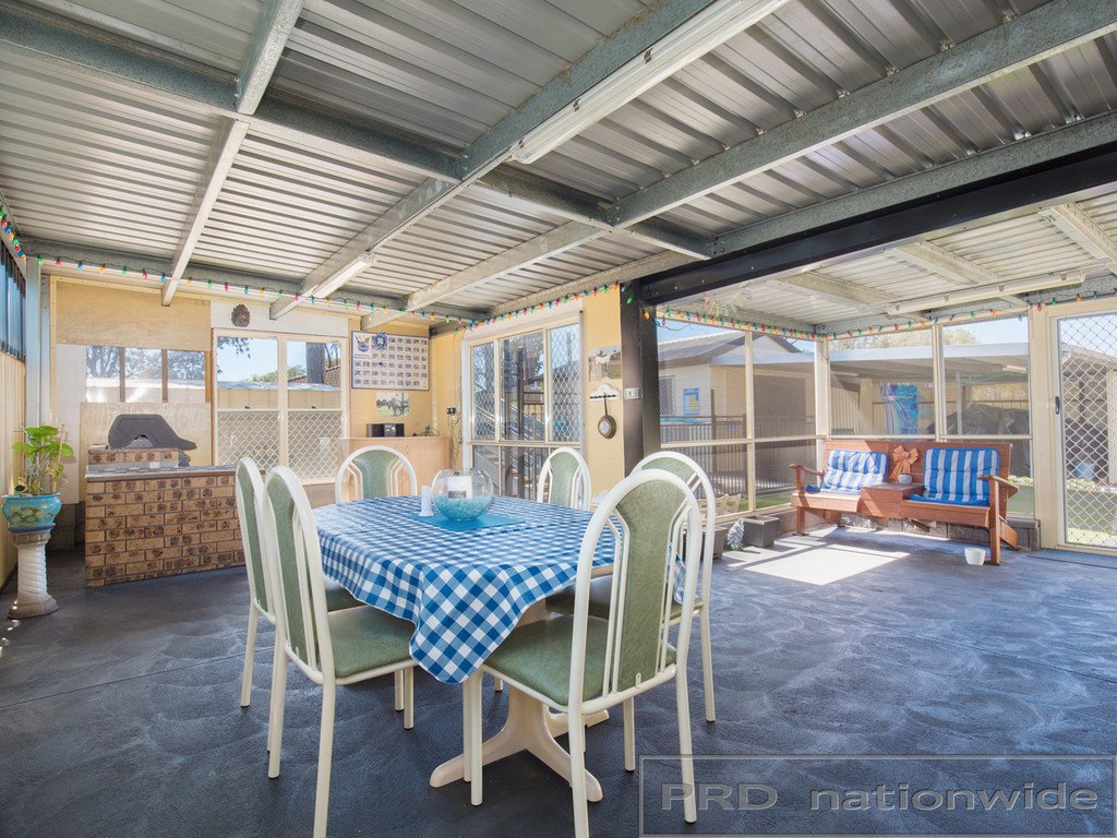 11 Taylor Avenue THORNTON 13