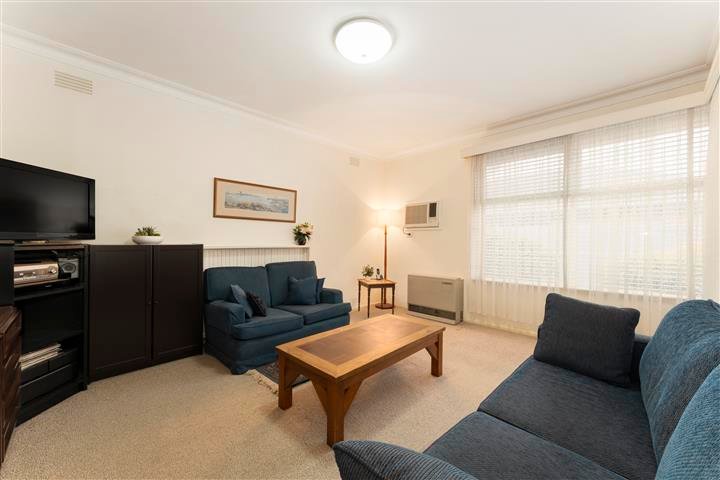 Gallery: 1/1 Tenham Grove