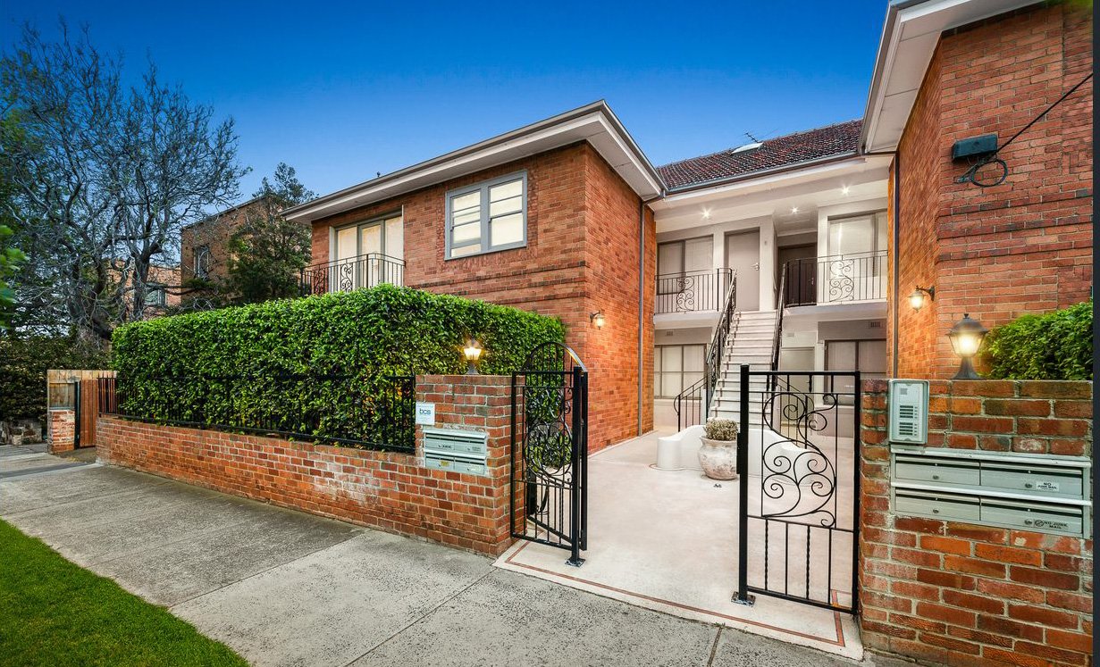 1/1 Tennyson Street, ELWOOD VIC 3184 Buxton 2020