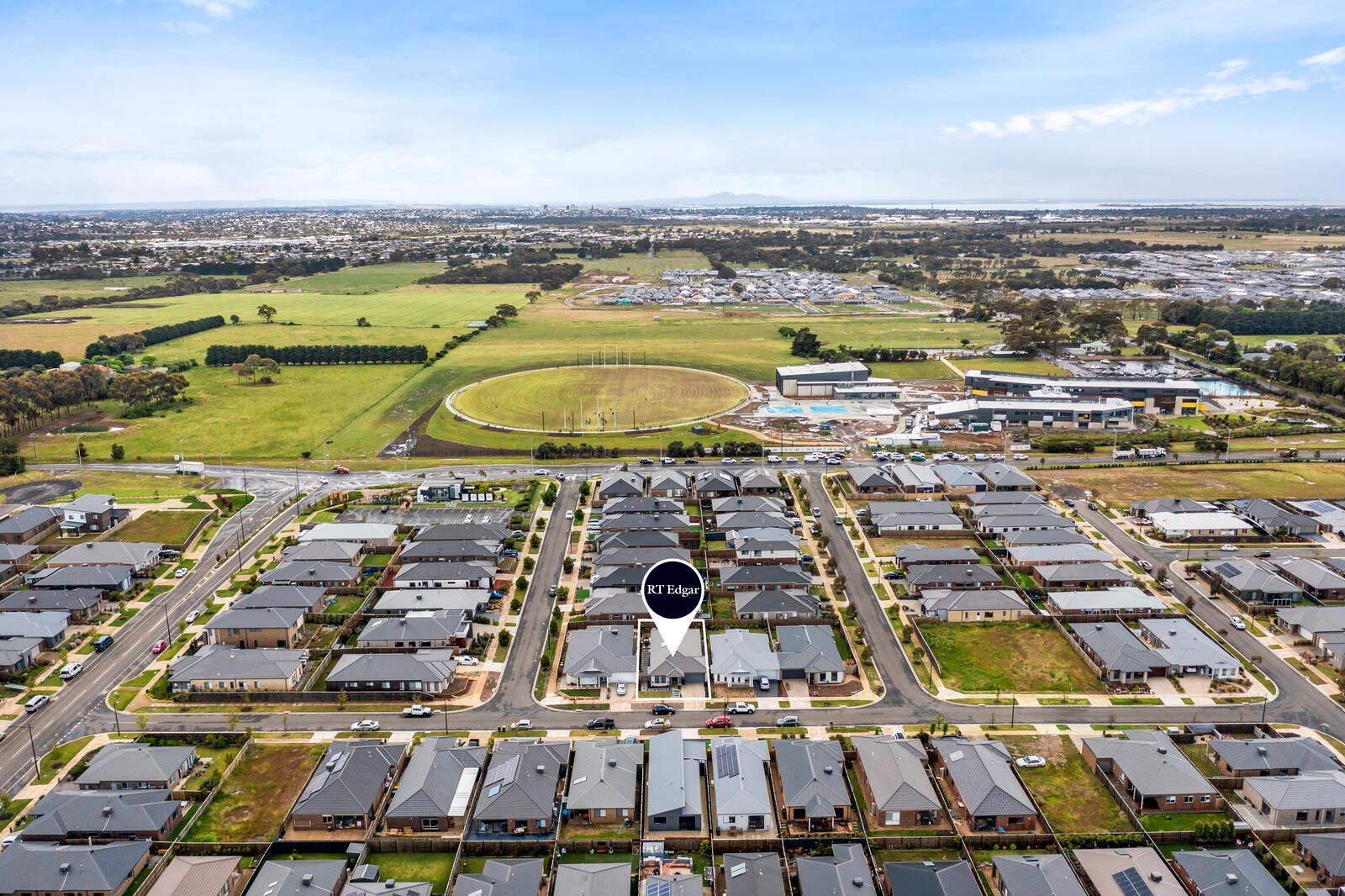 Real Estate and Property in 11 Tenterfield Street, Armstrong Creek, VIC