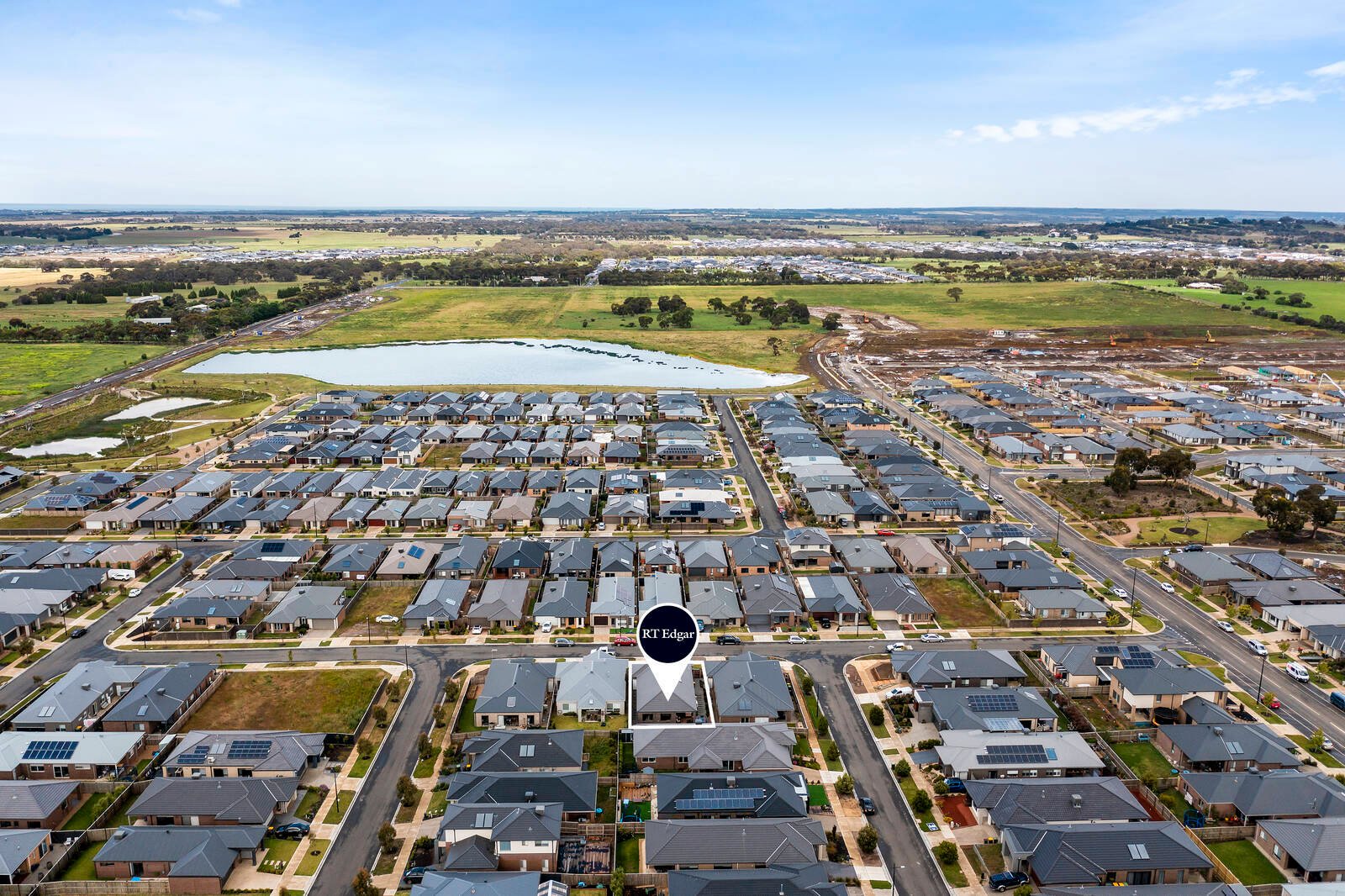 Real Estate and Property in 11 Tenterfield Street, Armstrong Creek, VIC