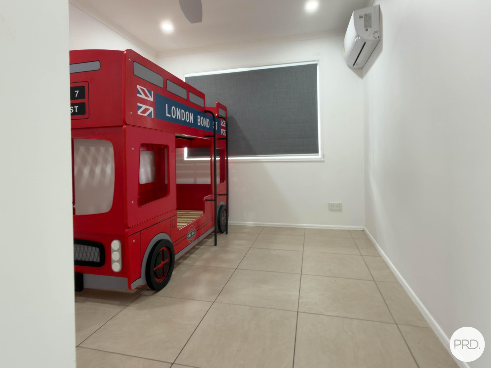 11 The Barons Drive ANDERGROVE 14