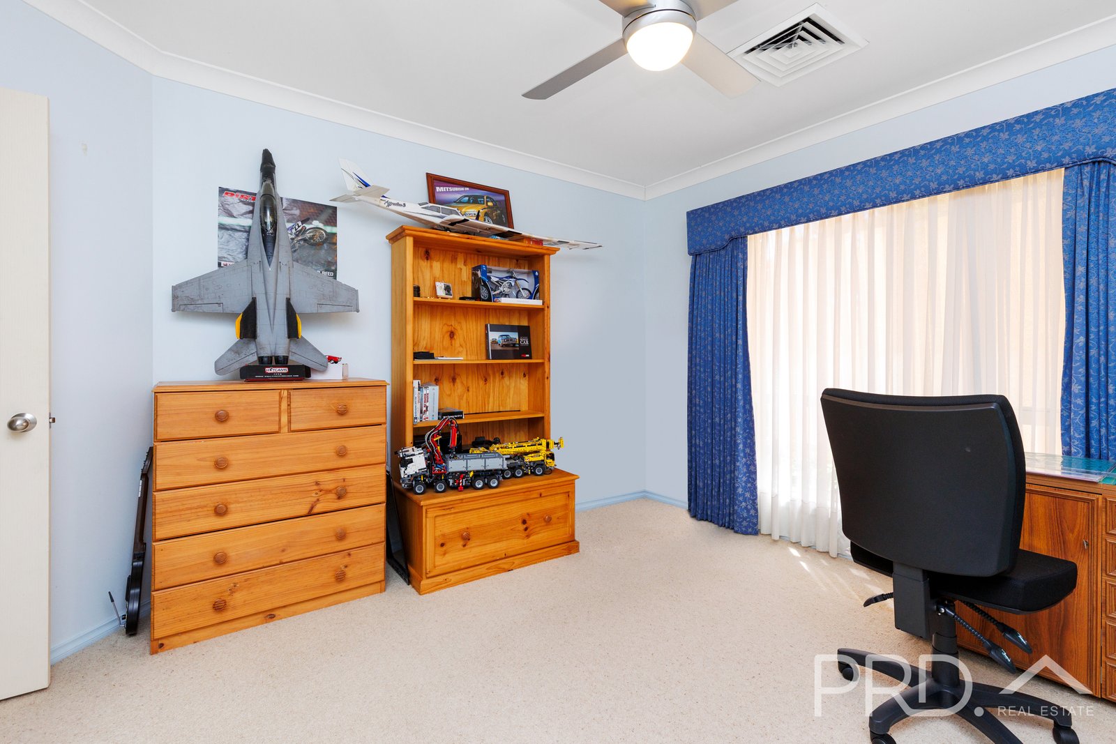 11 The Pavilion  TUMUT 12