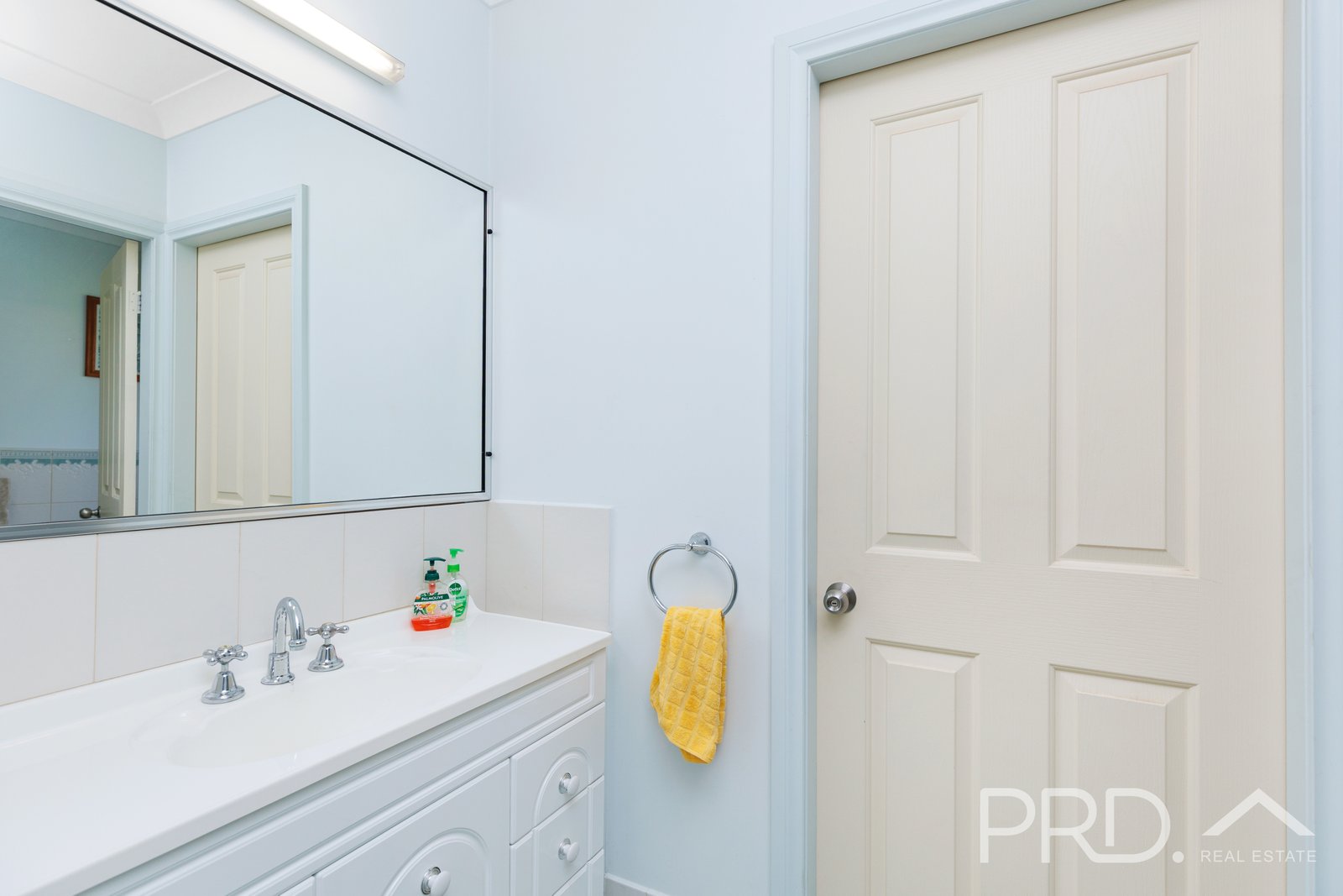 11 The Pavilion  TUMUT 14