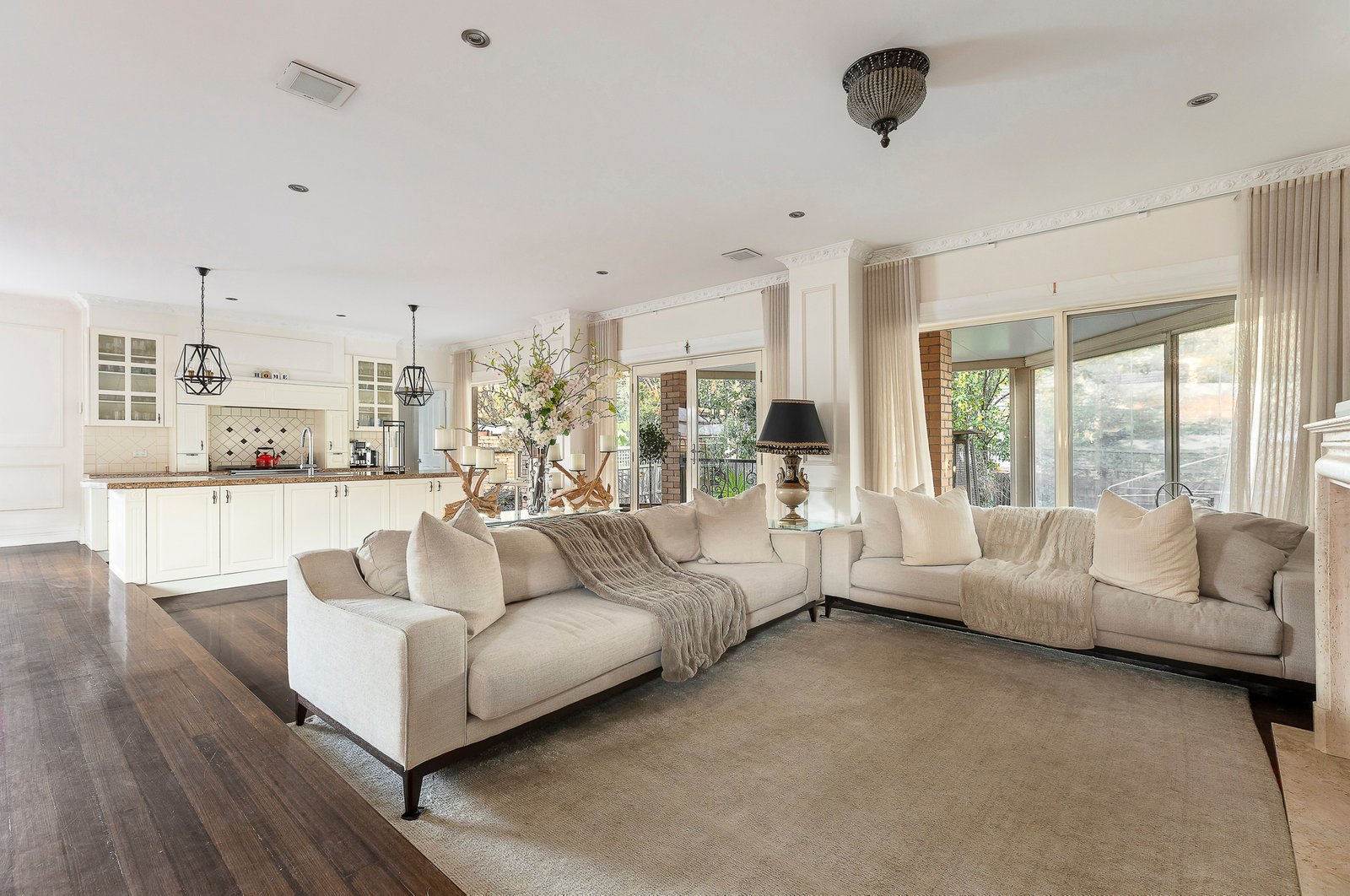 Gallery: 11 The Rialto West