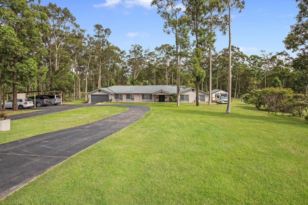 11 Thornbill Grove THORNTON 1