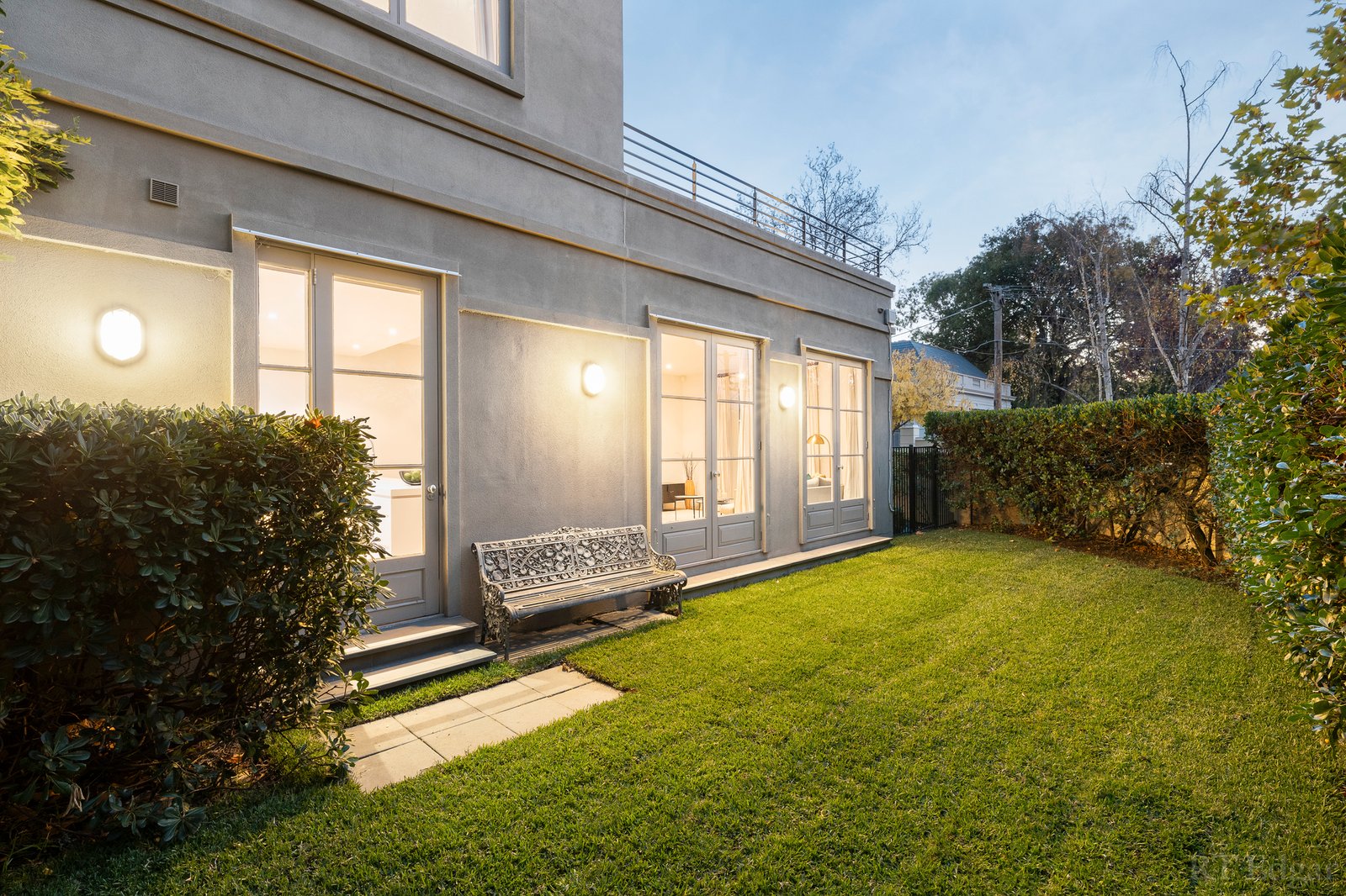 Real Estate and Property in 11 Torresdale Court, Toorak, VIC