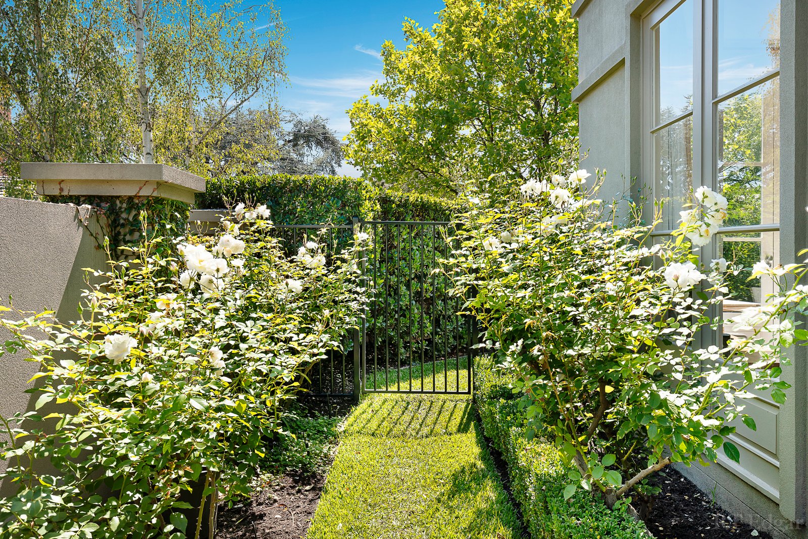 Real Estate and Property in 11 Torresdale Court, Toorak, VIC