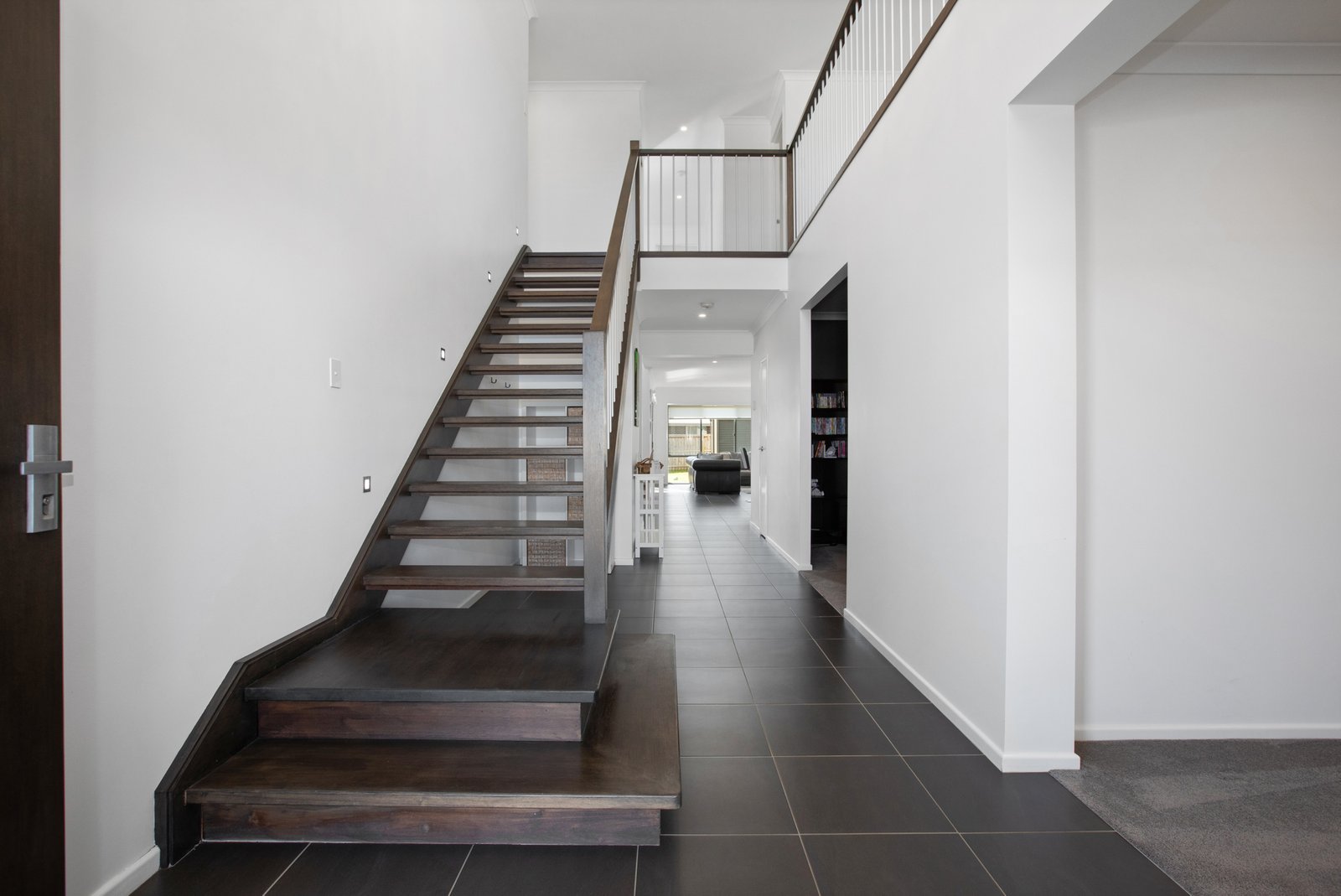 11 Tournament Street RUTHERFORD 4