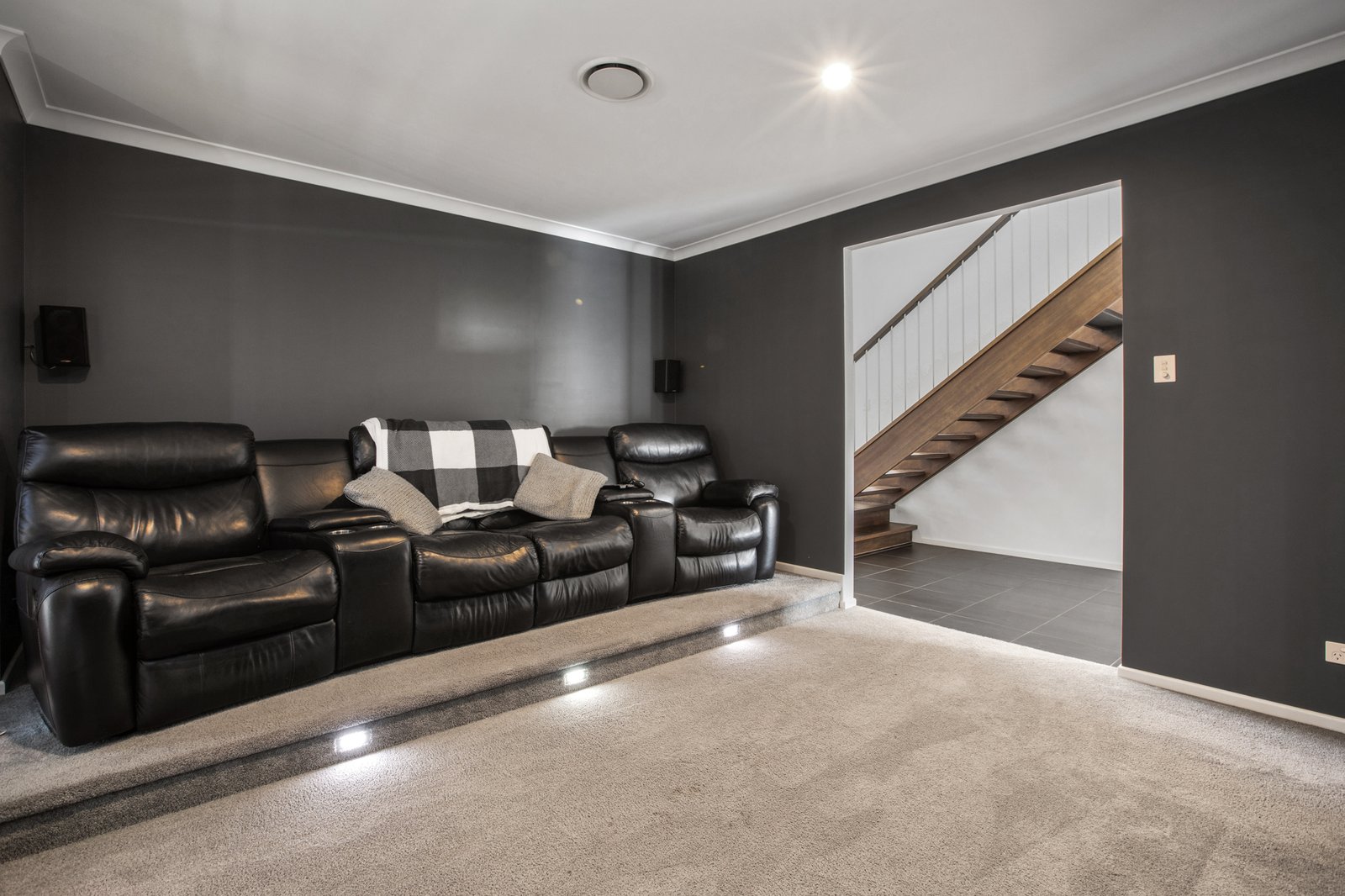 11 Tournament Street RUTHERFORD 5