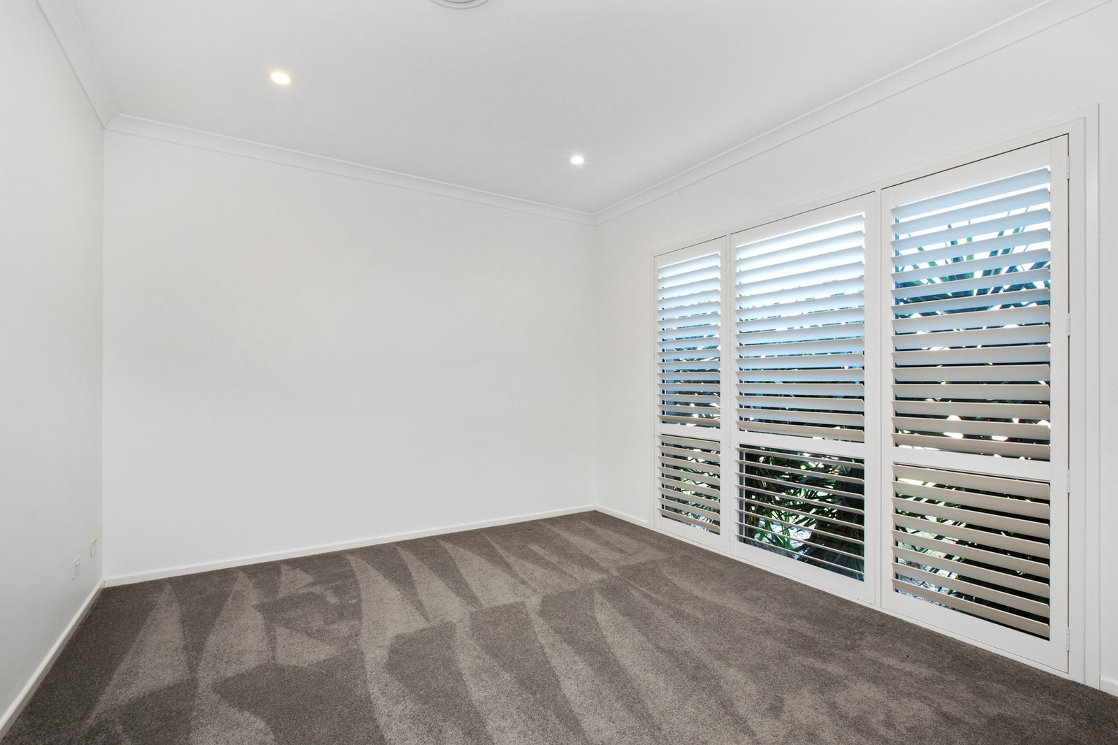 11 Tournament Street RUTHERFORD 22