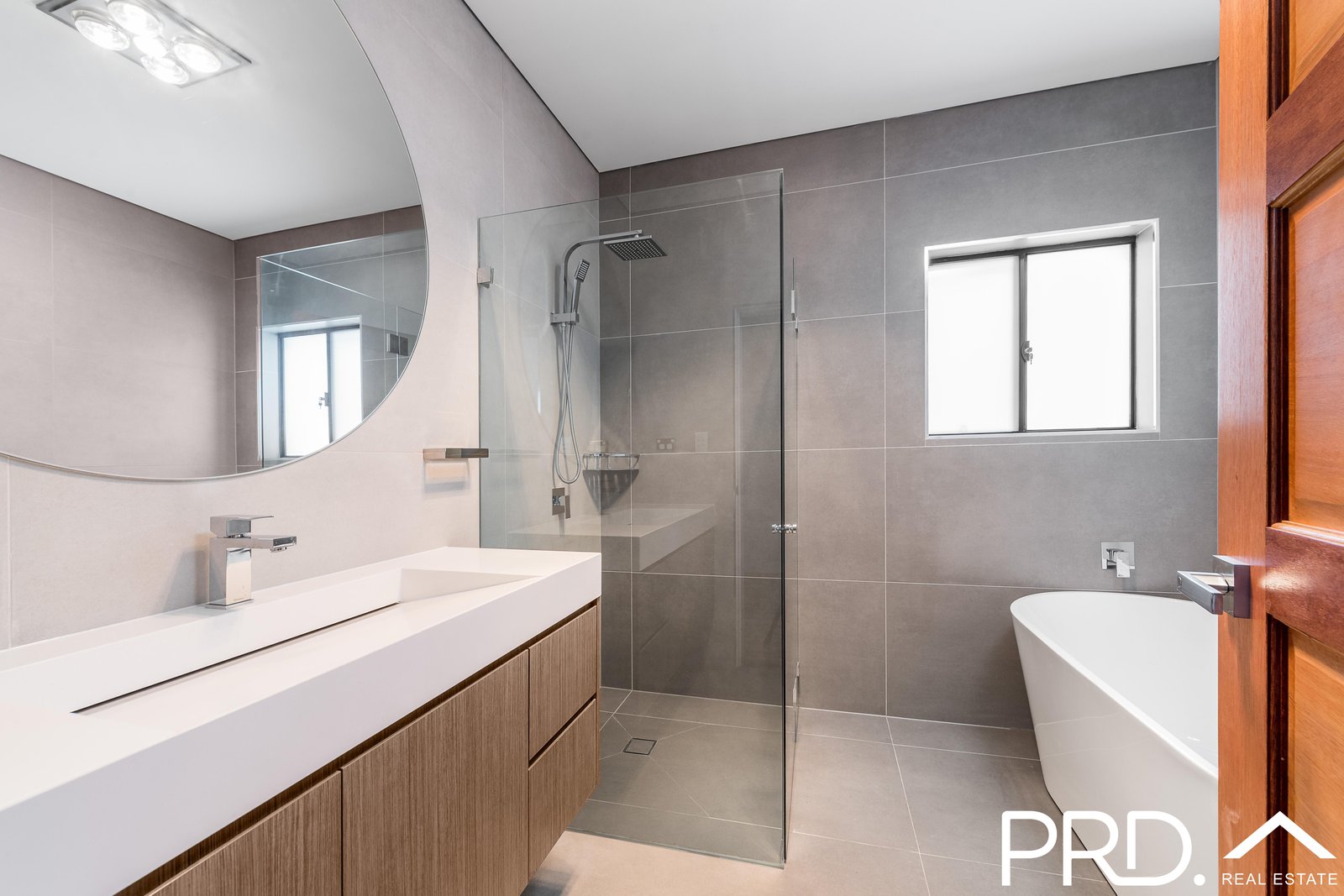 11 Tower Street REVESBY 6