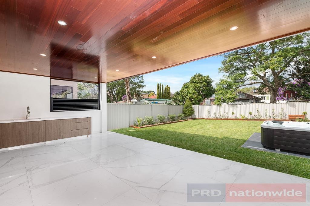 11 Tower Street REVESBY 2