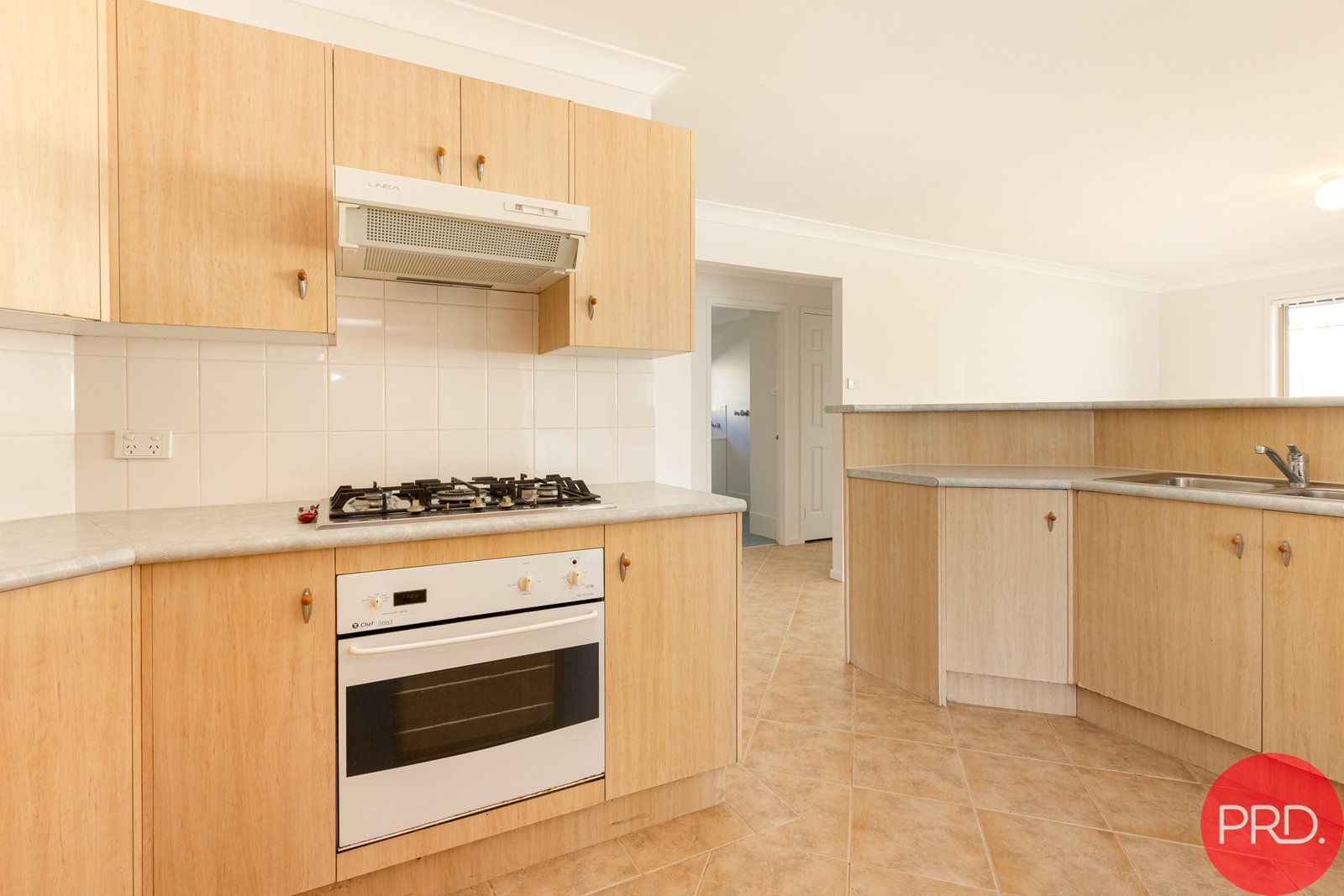 11 Treefern Close ABERGLASSLYN 7