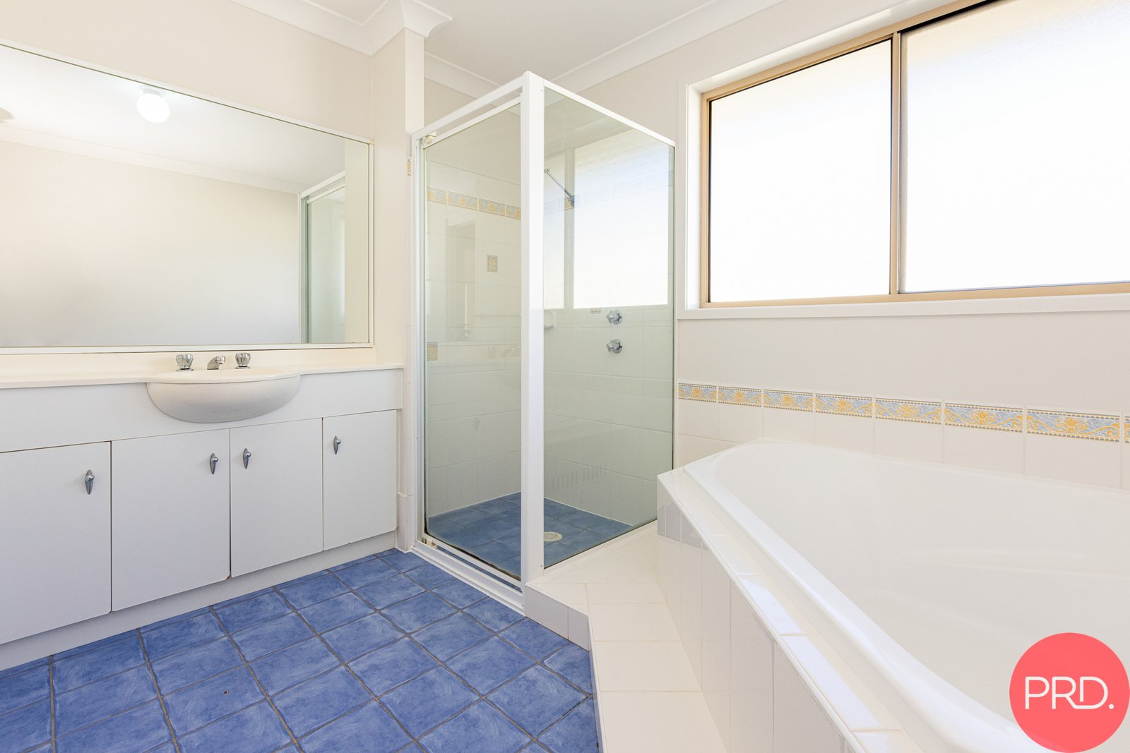 11 Treefern Close ABERGLASSLYN 16