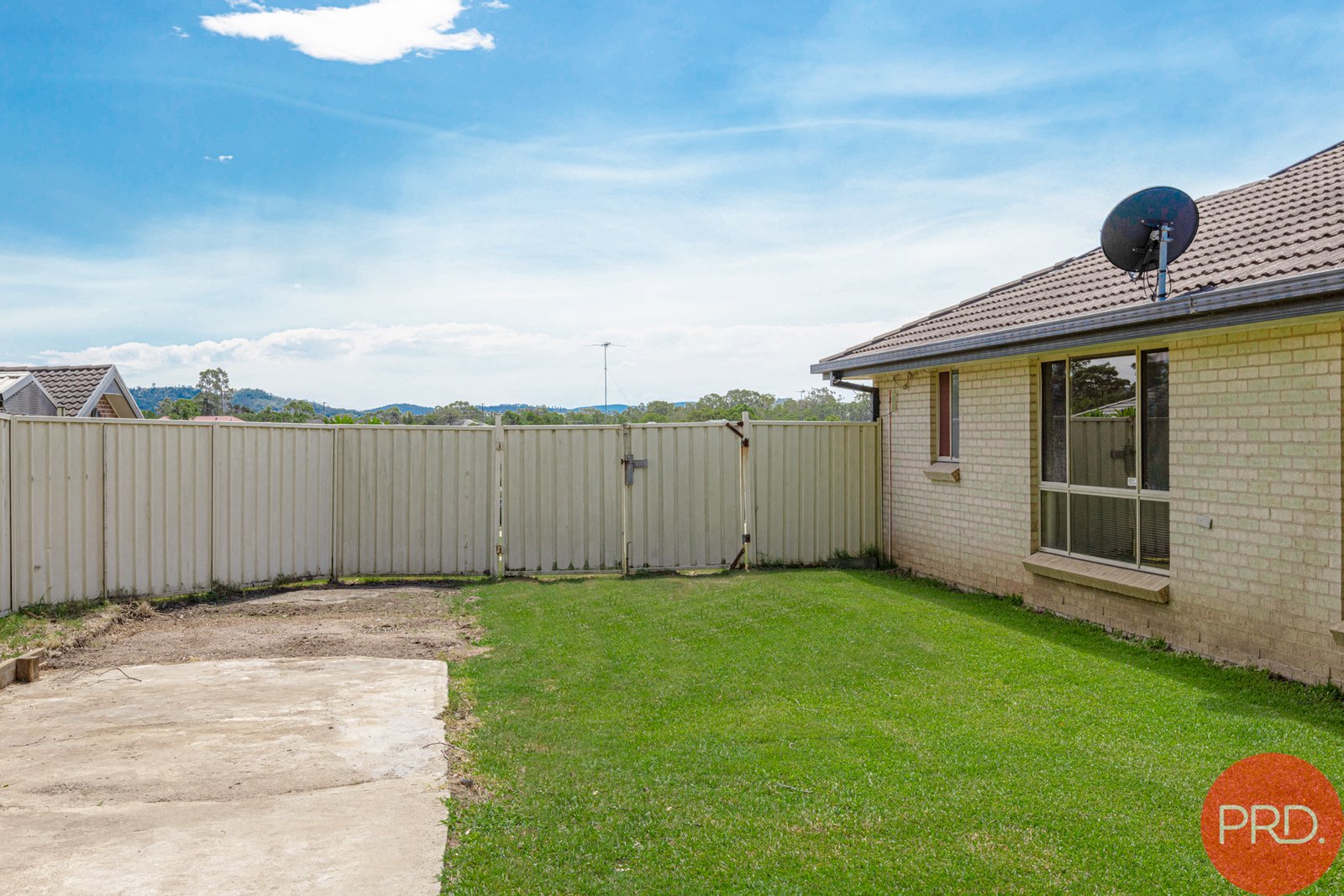 11 Treefern Close ABERGLASSLYN 17