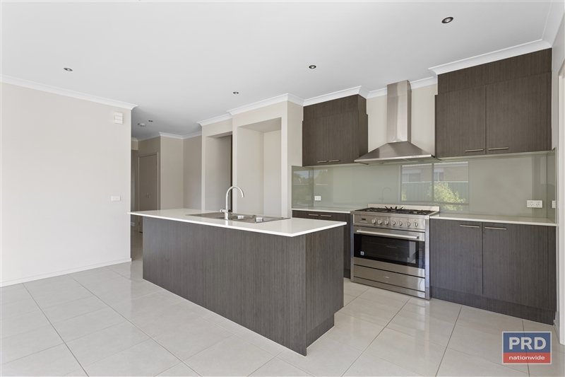 11 Triplett Avenue ASCOT 2